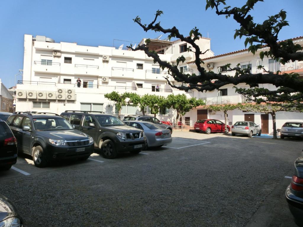 Hotel Can Catala L' Escala المظهر الخارجي الصورة