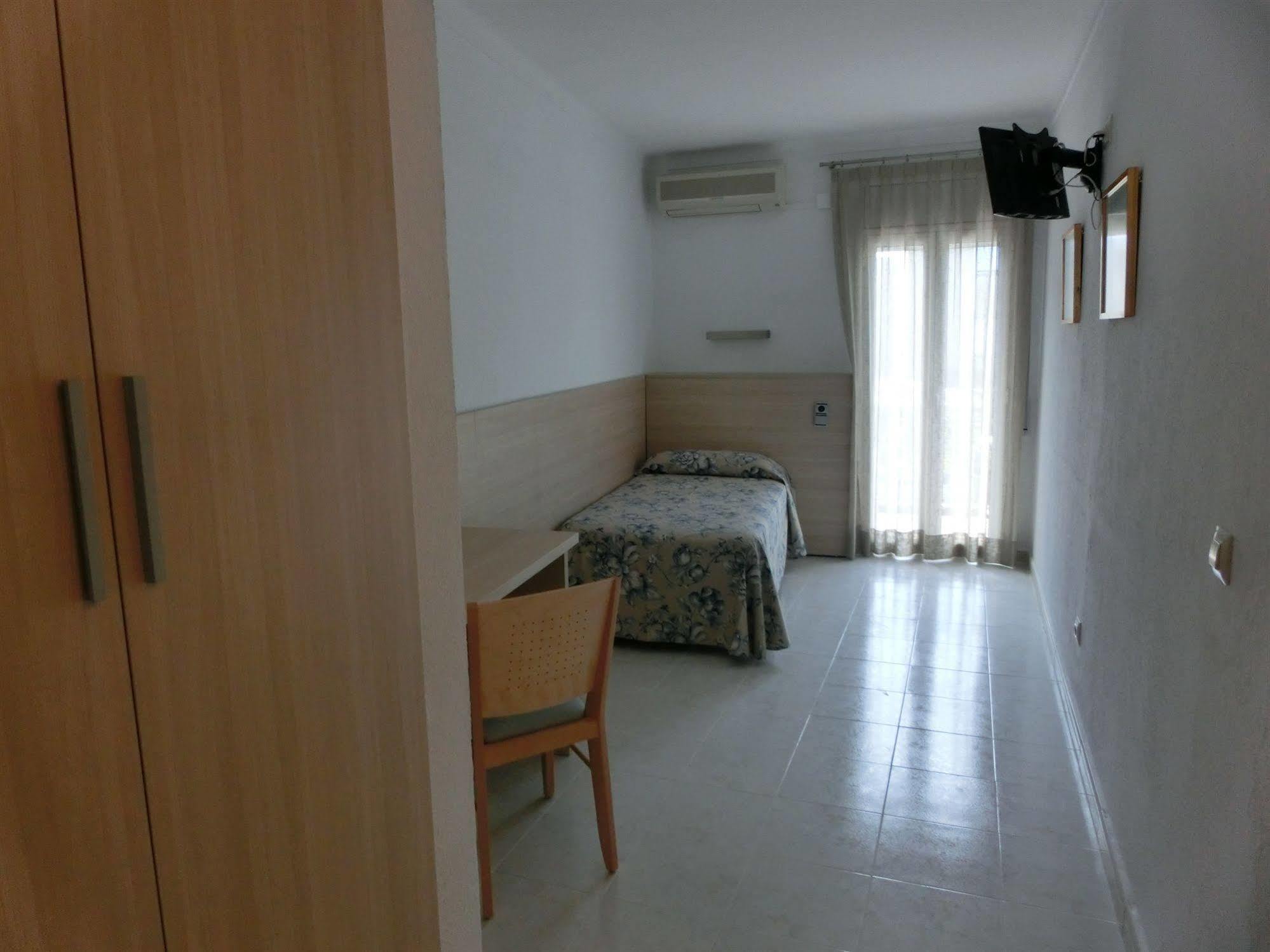 Hotel Can Catala L' Escala المظهر الخارجي الصورة